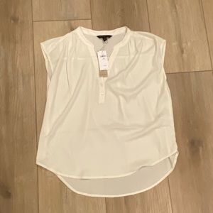 NWT - BR - sleeveless blouse - cream